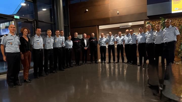Élèves-colonels de sapeurs-pompiers tweet media
