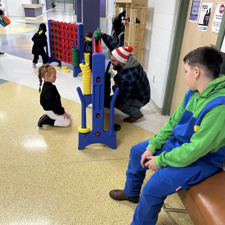 Happy Halloween!
Don't forget to stop at the school while you are out trick-or-treating tonight! 4-6pm