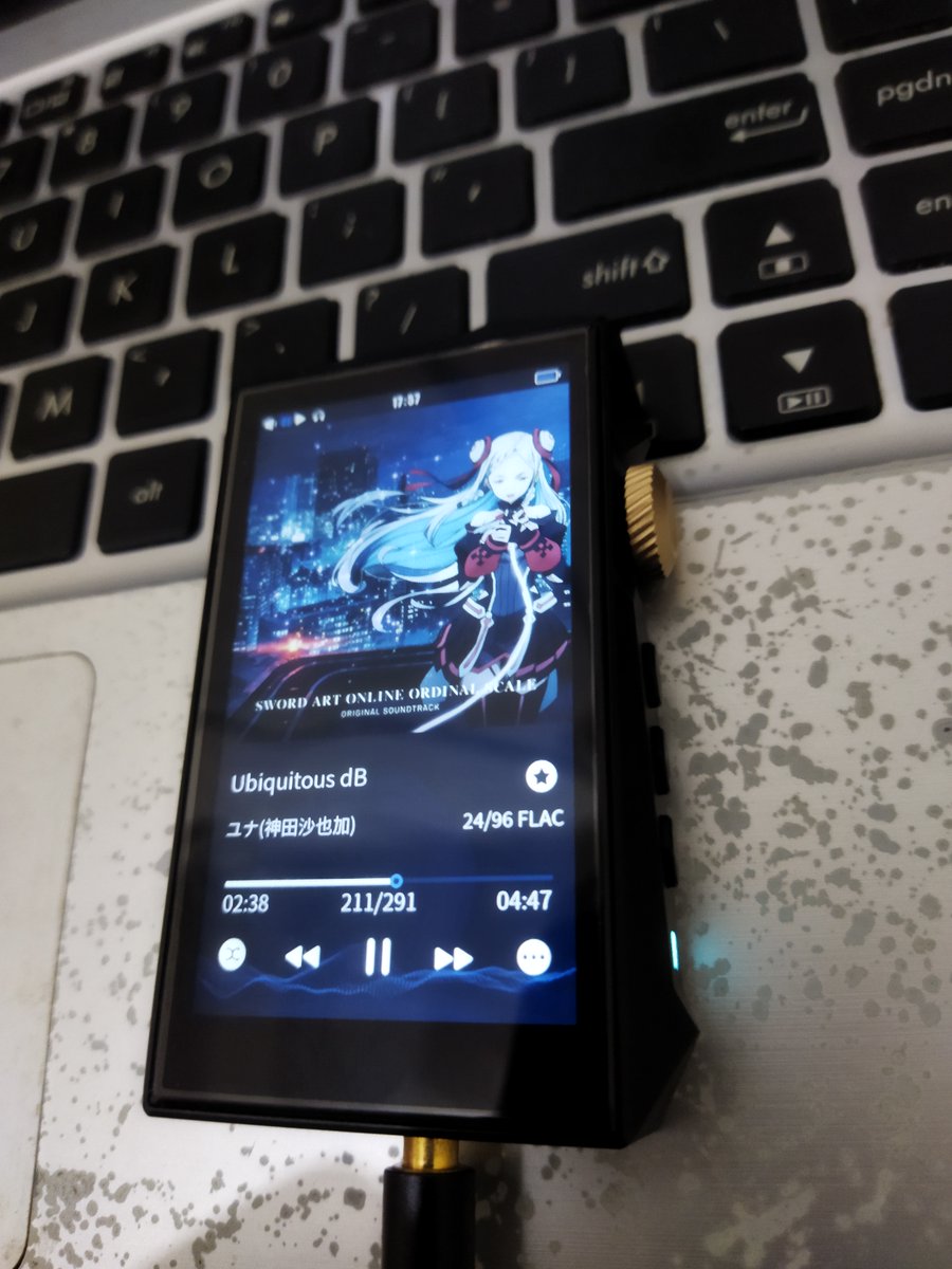 Dago1207's tweet image. my original twitter(X) account from 2013 was hacked and has been suspended for about 3 weeks now, it well might be lost for good because X didn't do nothing about my complaint....well at least i got my first digital audio players from @Hidizs.
#Hidizs #digitalaudioplayer #iem