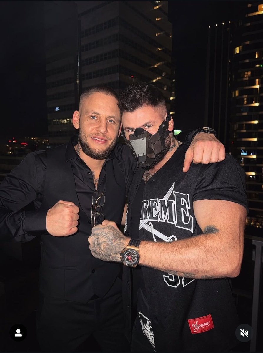 OUTOFMMA's tweet image. Król freak fightów oficjalnie powrócił.

Paweł Bomba is back