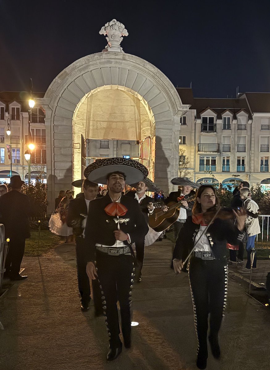 Marie-Carole Ciuntu tweet media