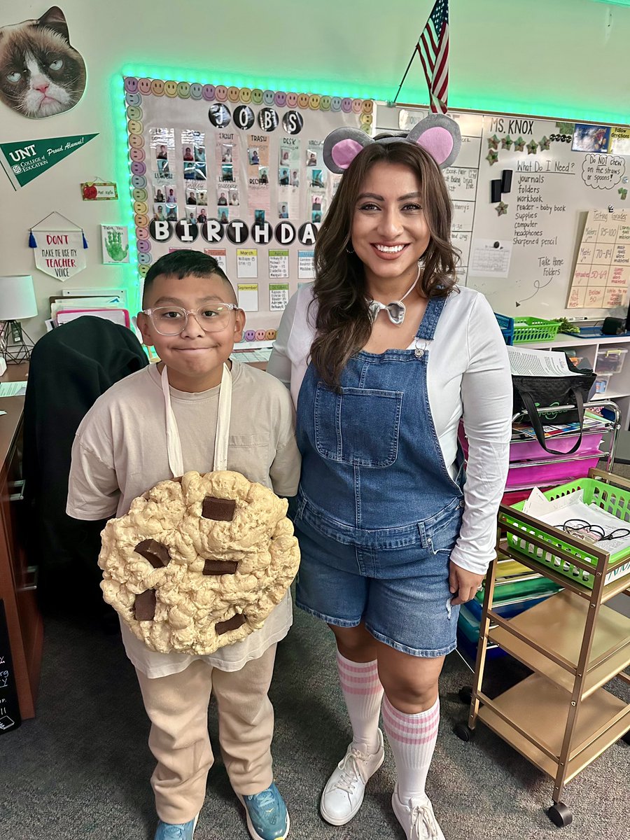 If You Give a Mouse A Cookie 🍪 
Storybook choices, drug-free choices #redribbonweek #momandson