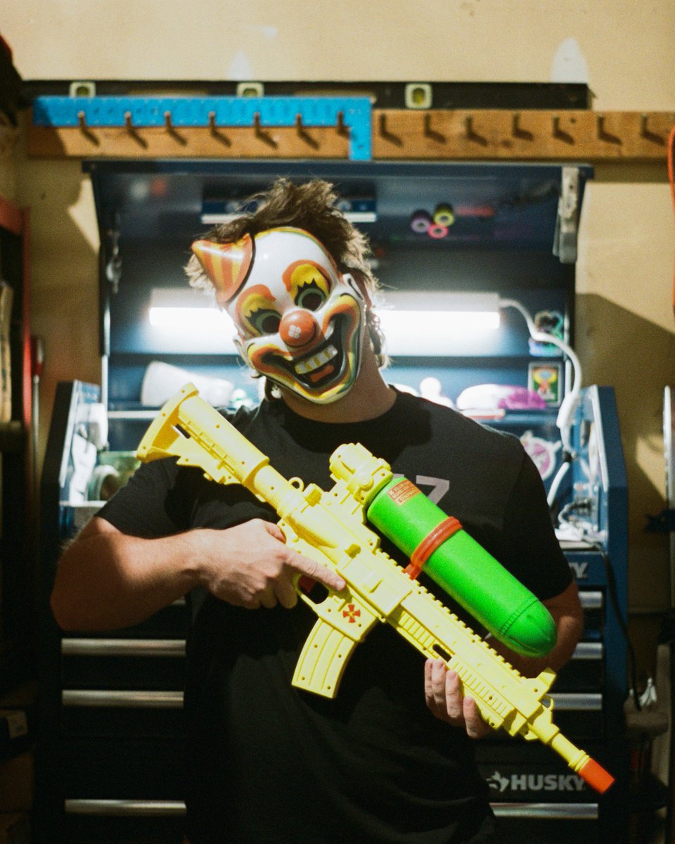 The clowns are now trading balloon animals for ballistics.

At least it’s a <a href="/Noveske_LLC/">NOVESKE</a>