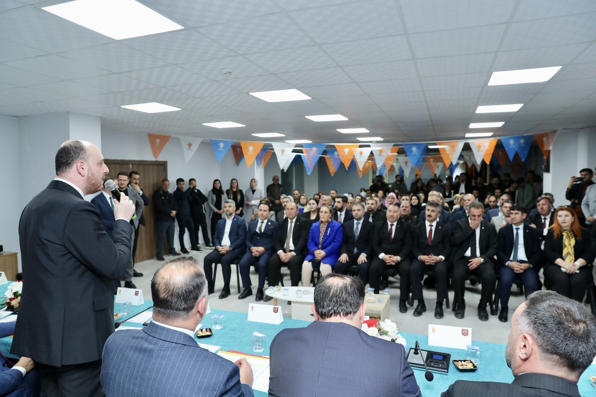 Ardahan’da üç kademe il yönetim kurulu üyelerimiz ve üç kademe ilçe başkanlarımız ile istişare ve değerlendirme toplantımızı gerçekleştirdik.

İnançla, heyecanla ve gayretle durmak yok yola devam!