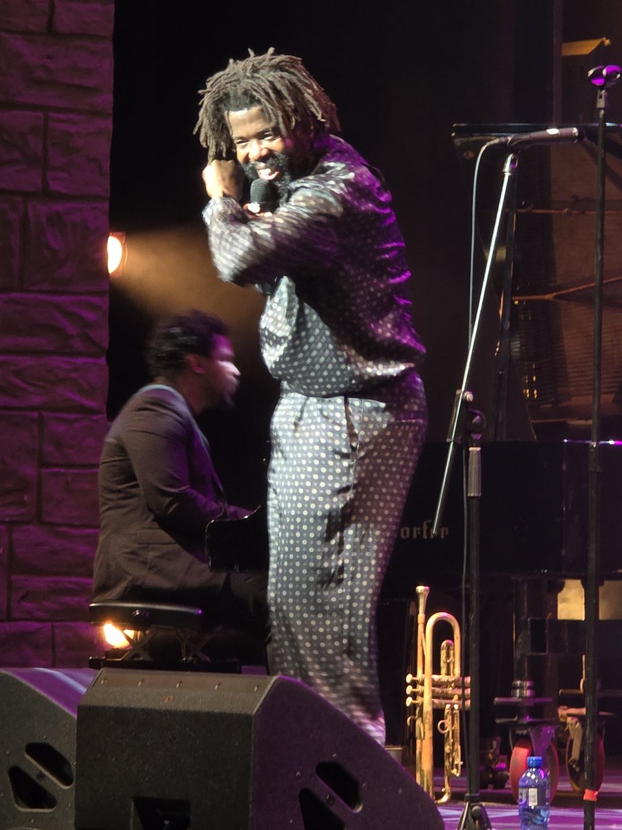 MaNgwanya tweet media