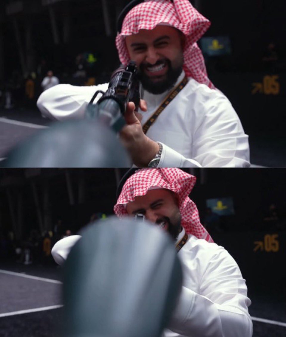 إن بغيت الفوز اعرف من تجيب .. اختر اللي ينفعك اليا حضر .
ادعس على خشم الردي واتعداه .. و ان بغى الفوز يجيبه طناخة .