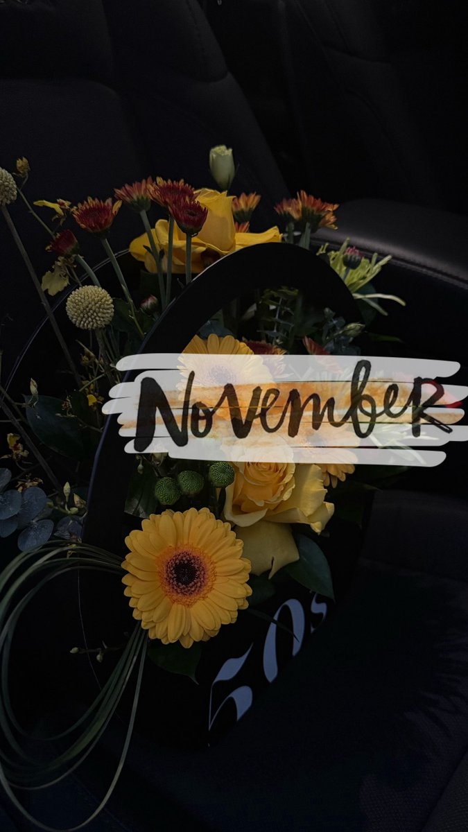 fj___93's tweet image. نوفمبرّ
بدايات الشتا والغيم💛