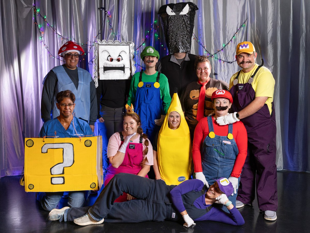 Happy Halloween from the VMBS! 

Thanks to our faculty, staff, students, and pets for dressing up and sharing their Halloween spirit.

See more tamuvmbs.photoshelter.com/galleries/C000…