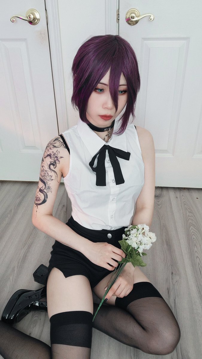 Boom.. 💣 Reze cosplay
-
-
-
-
-
#chainsawman #reze #rezecosplay