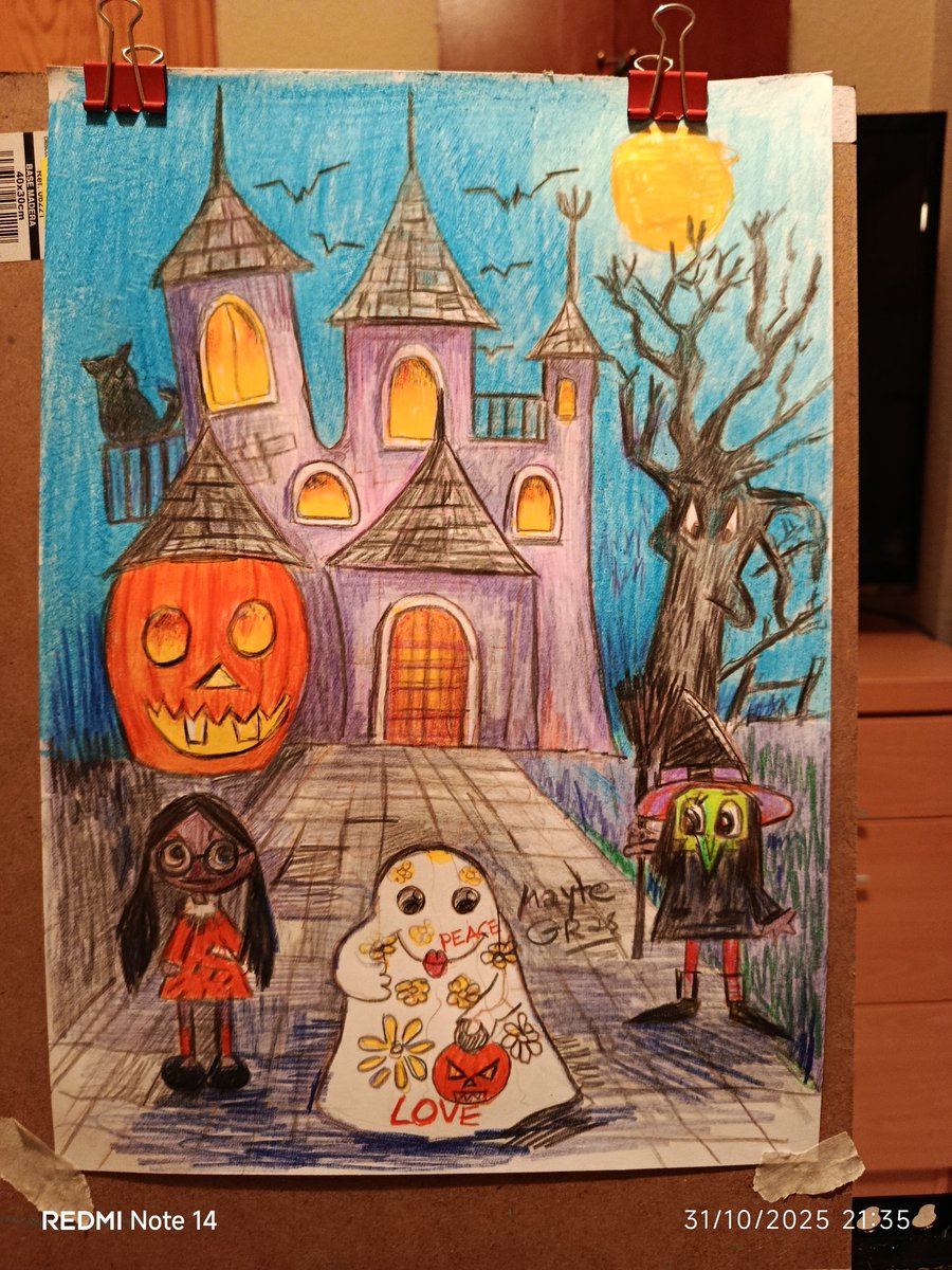 maitelabio's tweet image. ¡Noche de brujas! 
Dibujé mi Halloween perfecto: castillo embrujado, fantasmas con flores y calabazas con actitud 
¿Cuál es tu plan spooky?   #Halloween #Dibujo #SpookyVibes  (Caracteres: 198 – ideal para X)