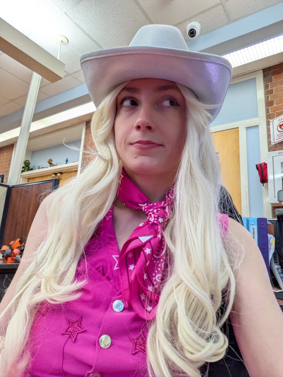 Someone just asked me if I was supposed to be Beyoncé