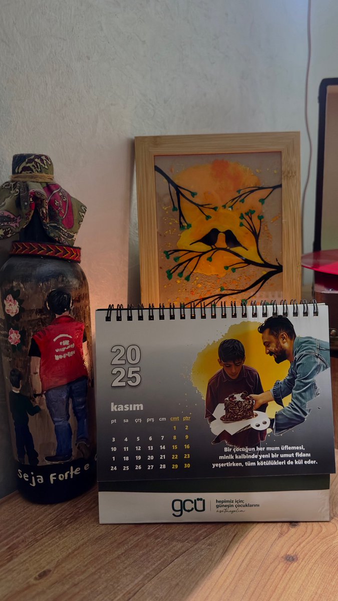 “Bir çocuğun her mum üflemesi, minik kalbinde yeni bir umut fidanı yeşertirken, tüm kötülükleri de kül eder.”

<a href="/rmervank1/">Ramazan Mervan Kurt</a>