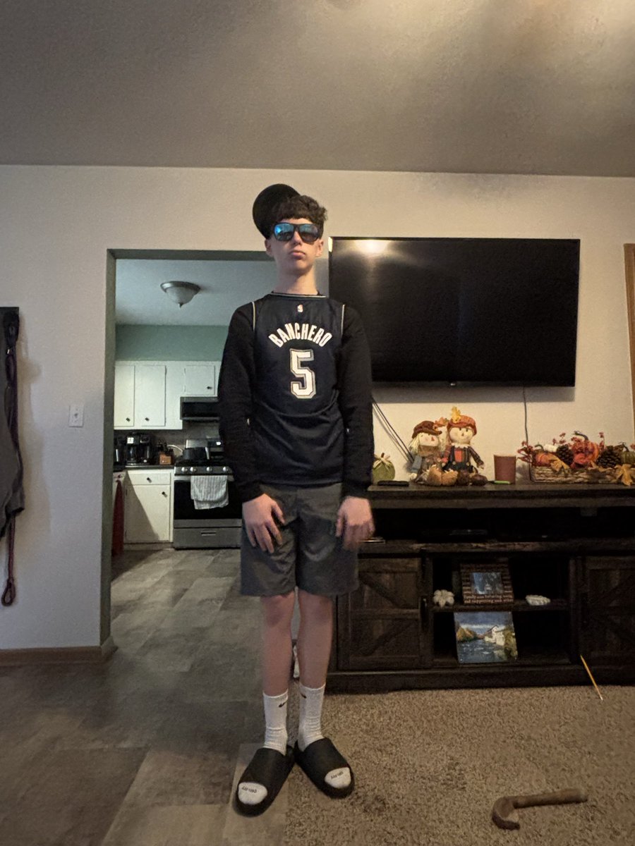 Mini-me costume… “steeze”