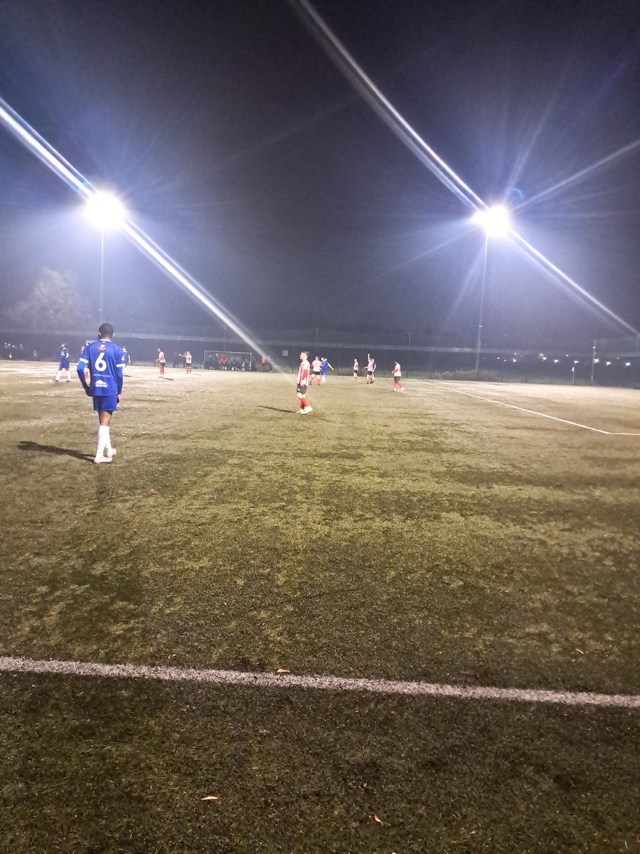 srfc03's tweet image. #FloodlightFriday