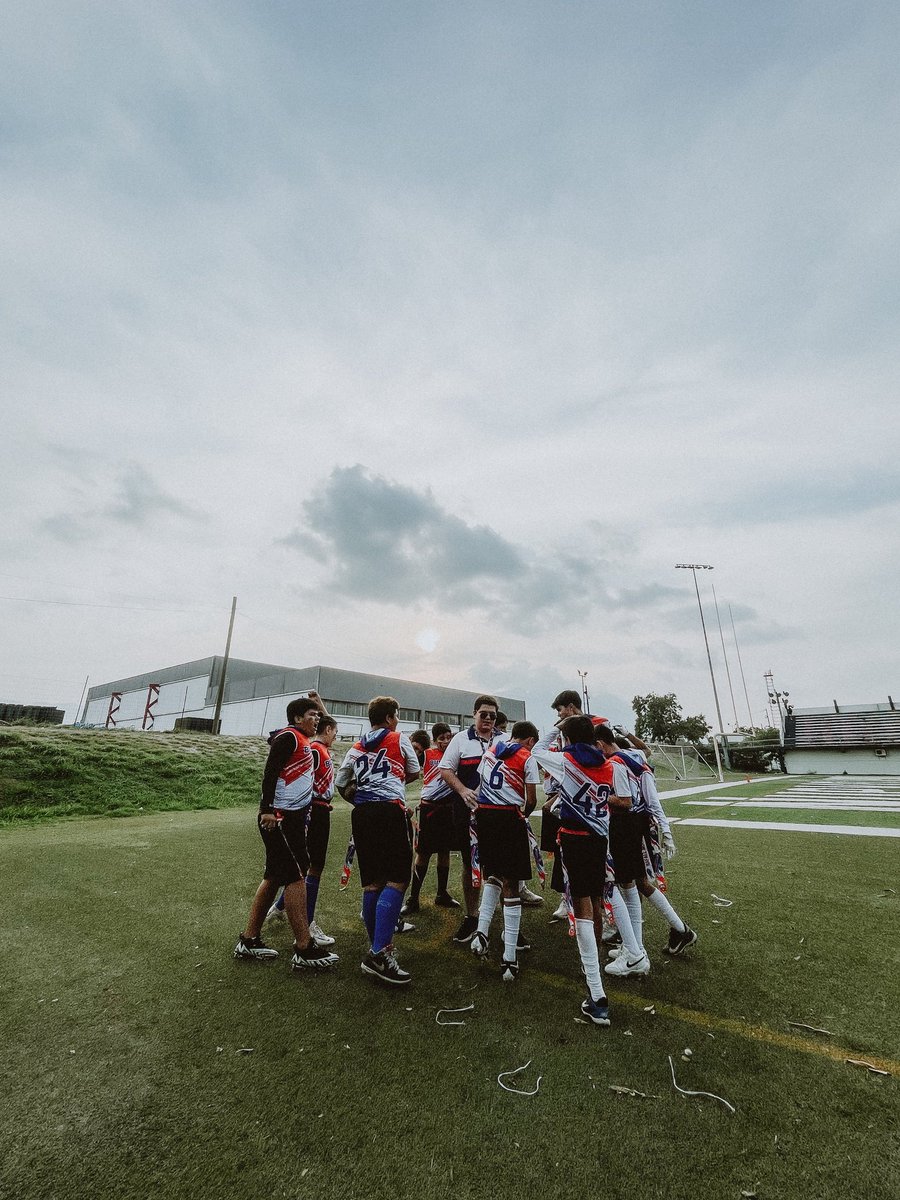 Hoy tenemos nuestro ultimo juego de temporada regular con los chamacos de Midget en Búfalos! Esperamos el playoff ya calificados! 

Hoy ganamos prro <a href="/crismacnav/">Cristian Mac</a>