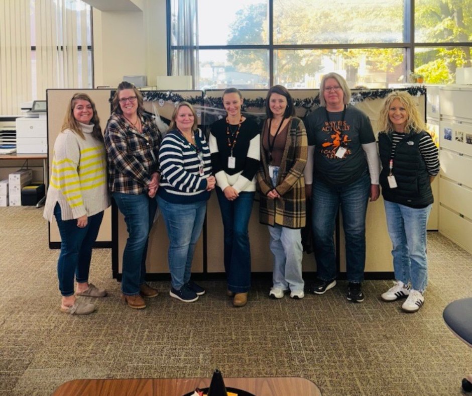 🎃 From cobwebbed cubicles to ghostly grins, Halloween took over as our team celebrated the spooky season! 👻