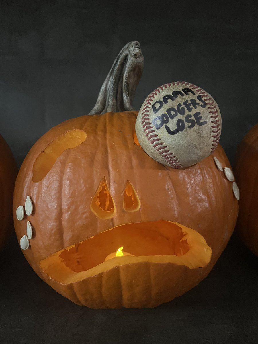 Daaaa Dodgers Lose! <a href="/davidortiz/">David Ortiz</a> <a href="/MLB/">MLB</a> <a href="/MLBNetwork/">MLB Network</a> <a href="/BlueJays/">Toronto Blue Jays</a> 
Happy Halloween