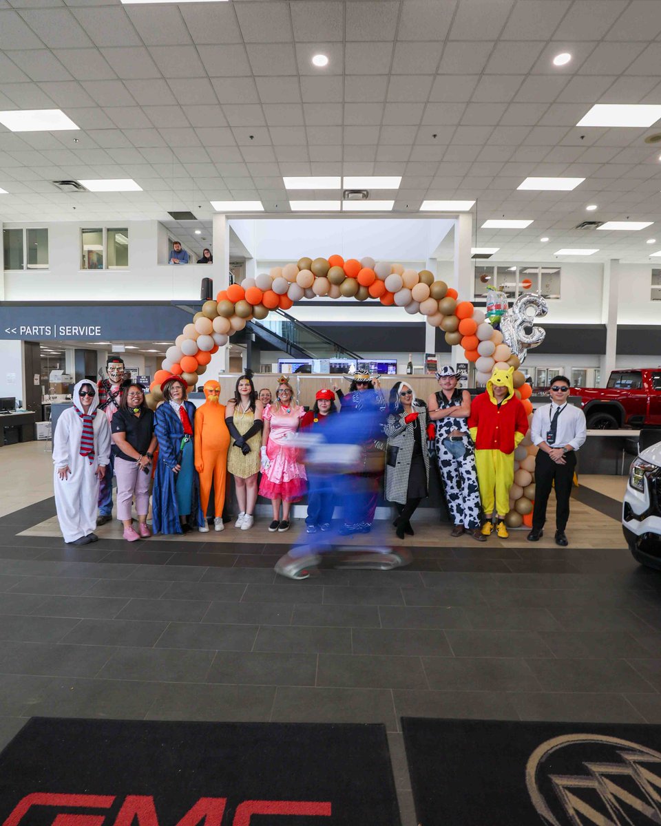Sonic showed up… and literally blew through our Halloween photo. 💨👻
 The SBG crew never misses when it comes to costumes (or speed)! ⚡️🎃

#SBG #HalloweenAtSBG #TeamVibes #ShopLife #CarCulture #HalloweenFun #DealershipLife #SonicSpeed #CarPeople #GoodVibesOnly