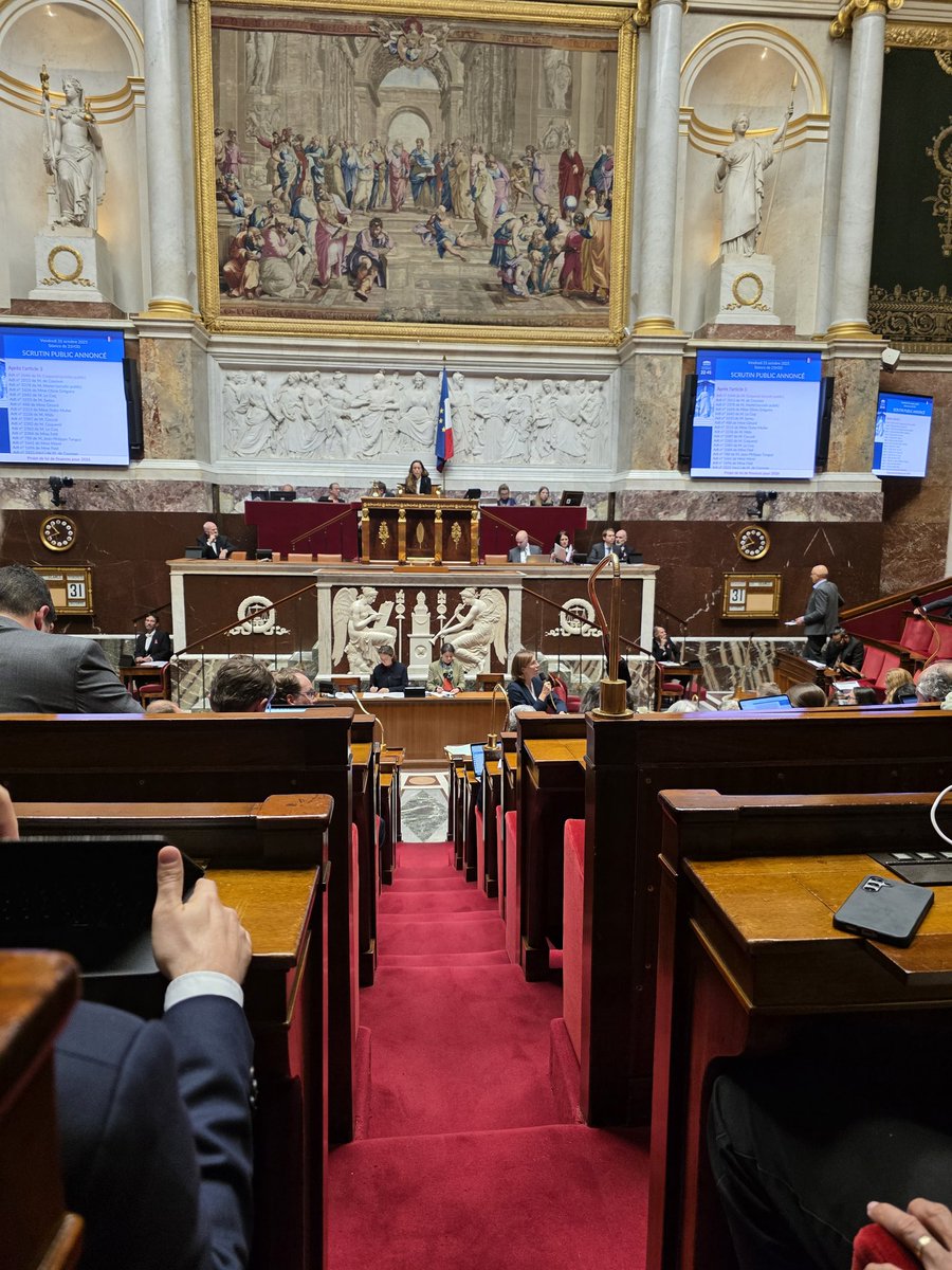 Nous venons de voter une refonte complète de l'IFI sans étude d'impact, sans même savoir si ça rapporterait + ou -
Pas très sérieux...
#PLF26 #DirectAN