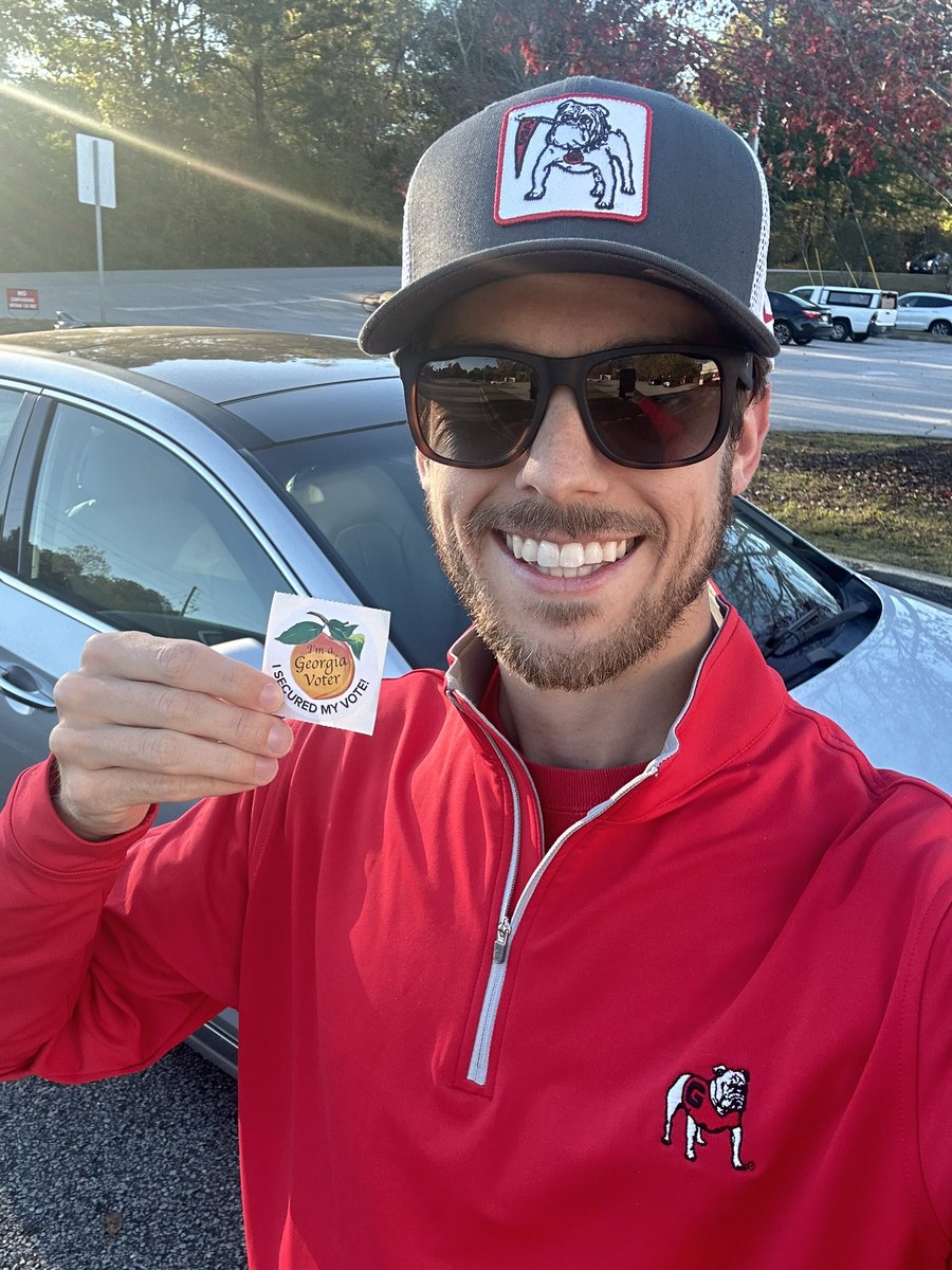 Proud to cast my vote today for <a href="/timechols/">Tim Echols</a> and <a href="/FriendsForFitz/">Fitz Johnson</a> for the PSC! ⚡️

Want to keep Georgia’s energy prices low? Make sure to vote on November 4th for Tim and Fitz!