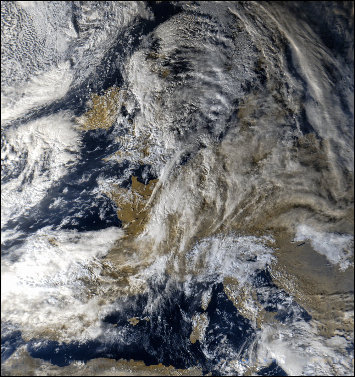 r_mcoy's tweet image. #MeteorM23 90º  #MeteorM24 42º E @Nooelec #qfh @SDRPlay #rsp1a @aang254 #satdump @AEMET_Cantabria Pases del día con ⛅️durante la jornada y vientos fuertes. Buenas noches!