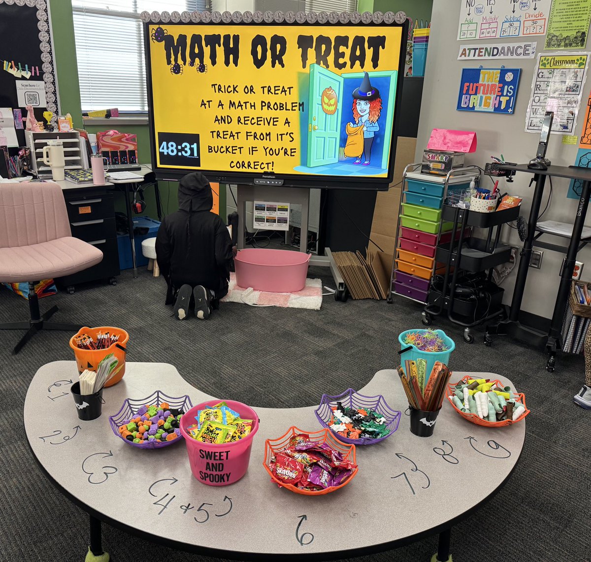 reallifeMsFrizz's tweet image. One of the most fun math days of the year: Math-or-Treat! Students have so much fun with this spiral review!
#BangBears #BangScholars #mathisfun