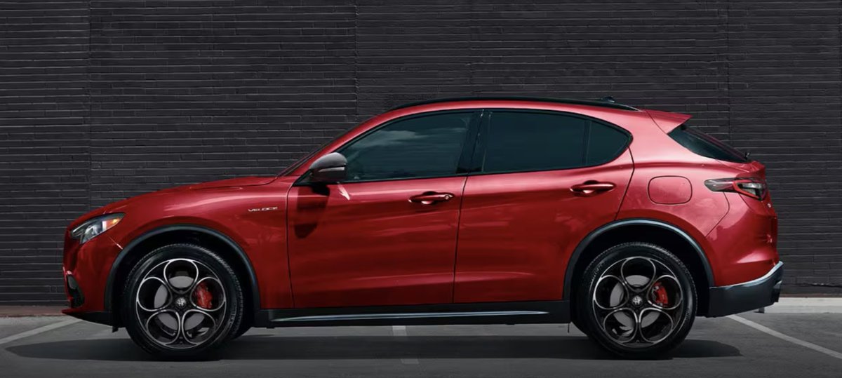 Performance Alfa Romeo tweet media