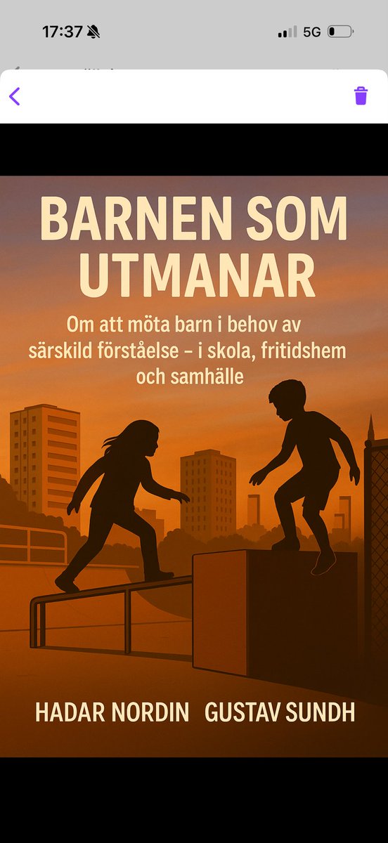 Hadar's tweet image. I en tid där politiska (och pedagogiska!) vindar blåser mot ”hårdare tag”, kommer denna bok som en antites i den debatten. 

Jag och Skolgårdsläraren Gustav Sundh hoppas att den här boken kan visa på en helt annat väg.