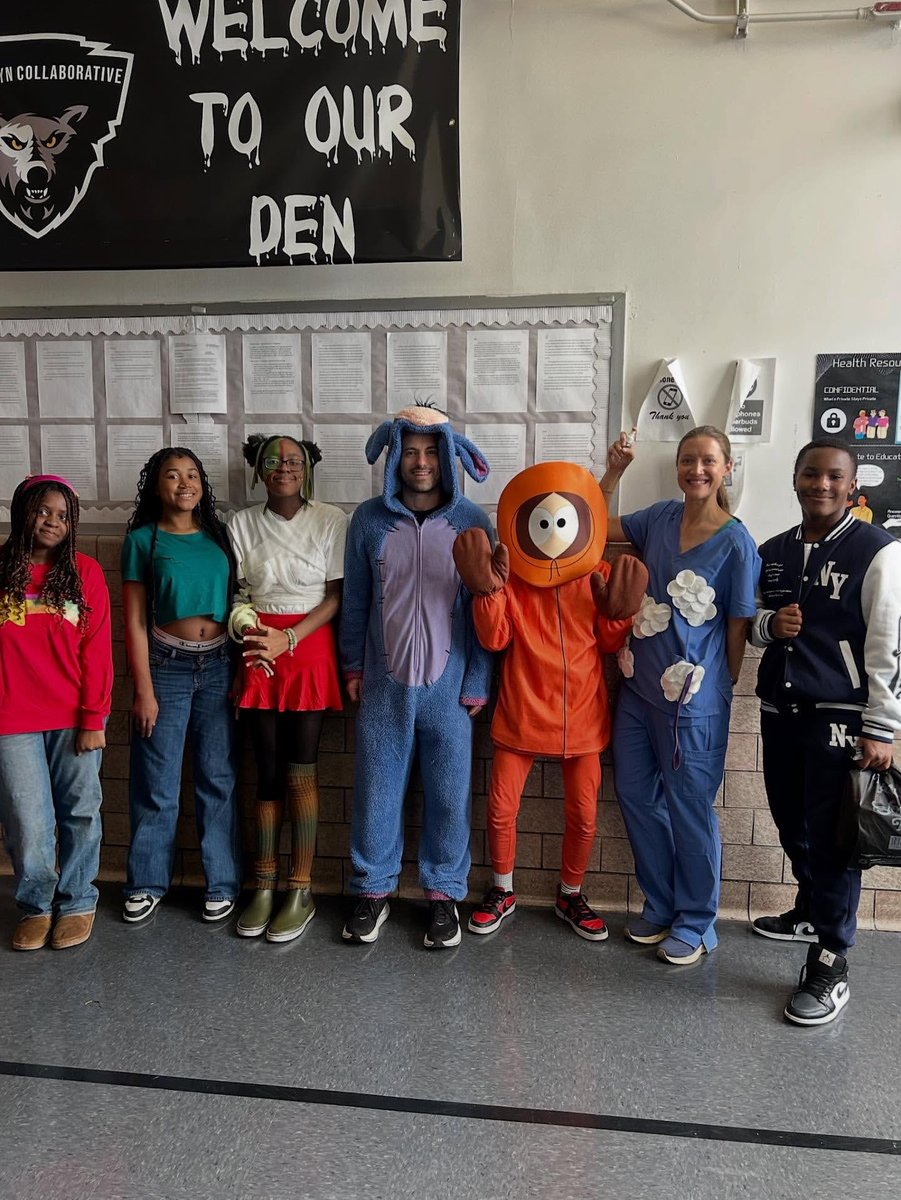 CIOBCitywide's tweet image. The BK Collaborative community truly brought the fun for Spirit Week and BCS Halloween Costume Day! 🤩 The creativity from the students and staff is fantastic. #TheCollaborativeChronicle #SpiritWeek #BCSCostumes #Halloween2025 #SchoolSpirit @NYCSchools
