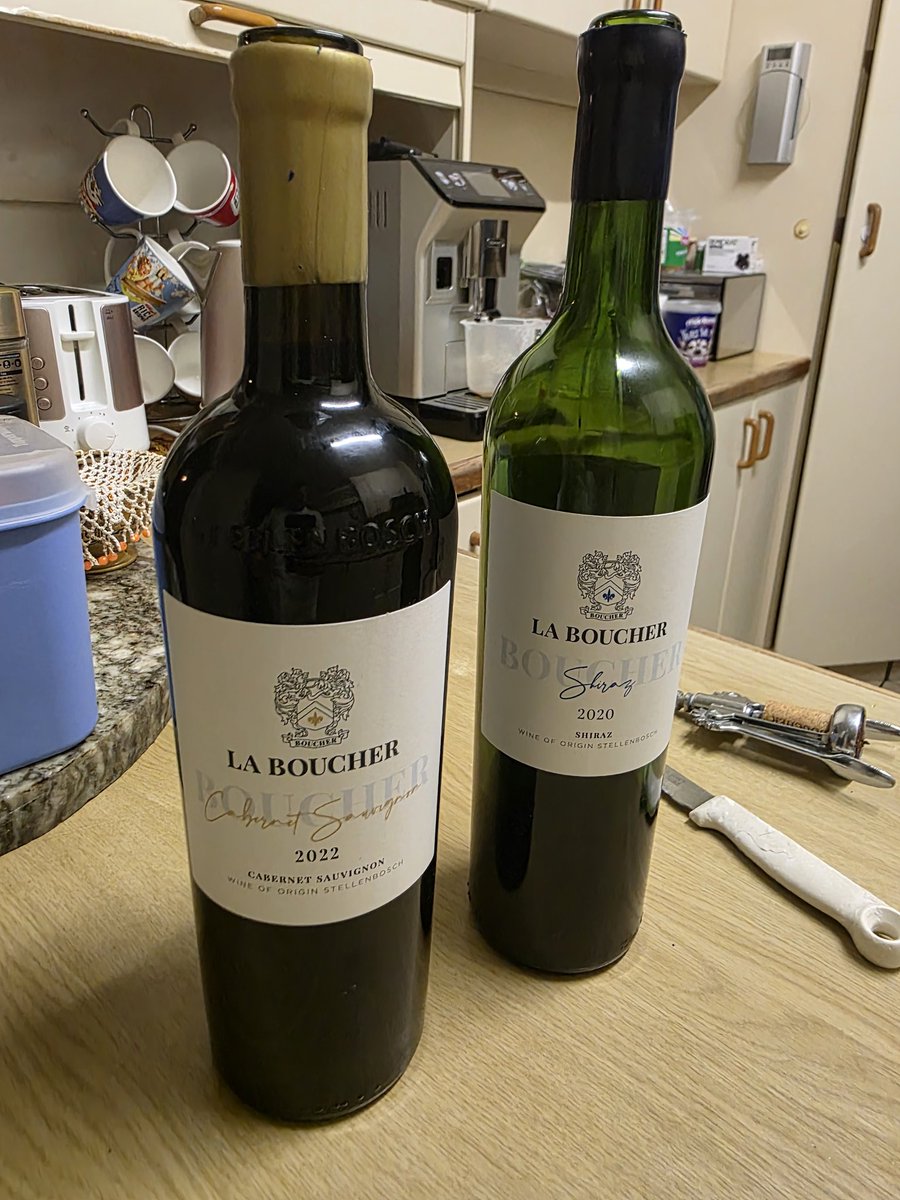 Nou gaan hierdie Mnr. sing!🍷 <a href="/KwaggaBoucher/">Kwagga Boucher</a> <a href="/LaBoucher/">La Boucher Wines</a> 🍷