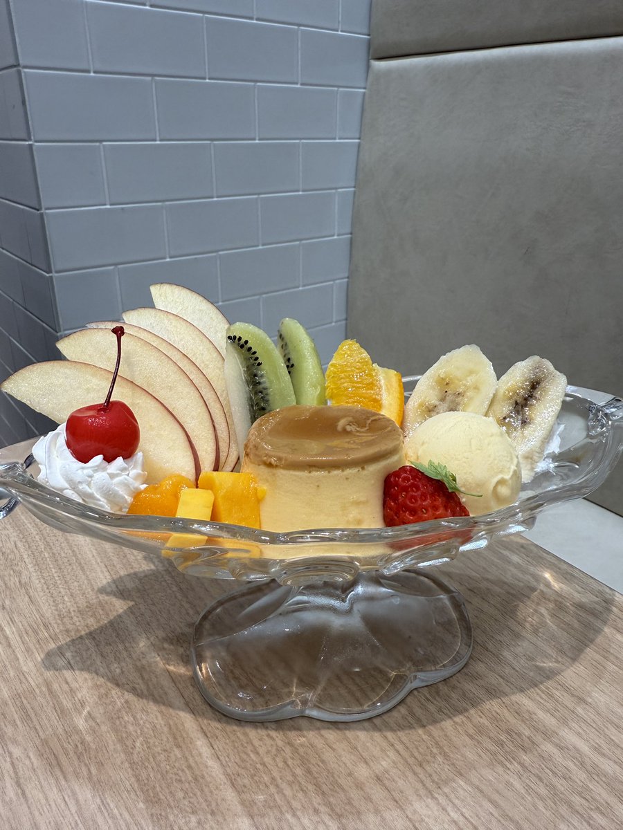 おはようございます🤗 昨日は早番終わってから友達と不二家に