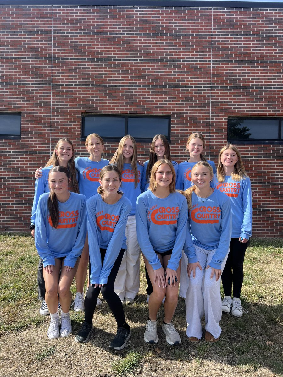 OEHawksXC tweet media