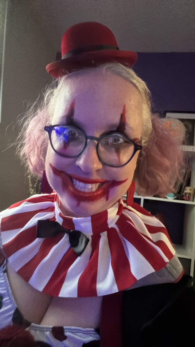 EmilyKittens's tweet photo. Live in costume! Playing silent hill f

https://t.co/eGSWT54bO7 https://t.co/2LgoXpmr6m