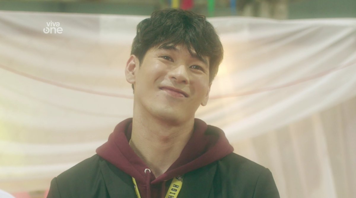 inxiaomnia's tweet image. arkin looking at via w so much love in his eyes, bought her a ring, prepared his wedding vows, then proudly shows off their marriage cert to everyone despite knowing that its not real— best boy indeed 🥹🧡🙌🏼

VIARKIN KASALAN
#GSOT #GSOTHappyCrush #BeaBinene #WilbertRoss #ViArkin