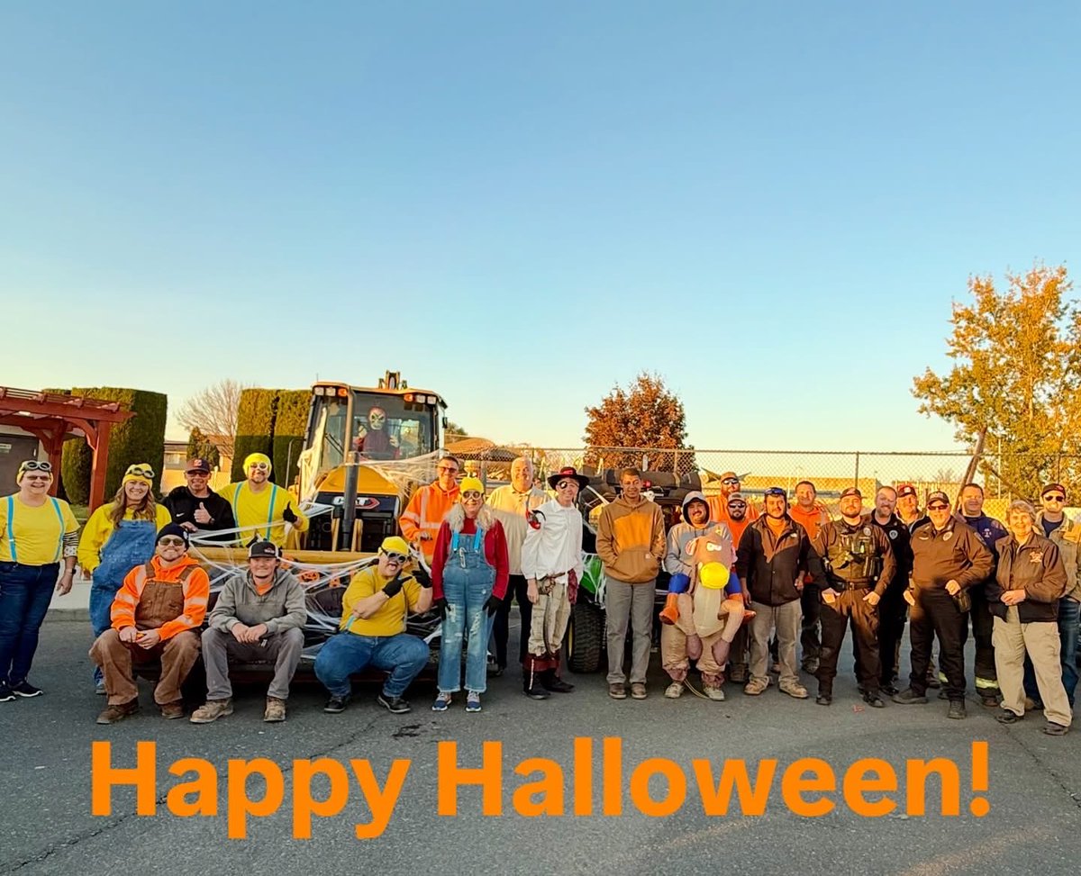 From all of us to all of you, happy Halloween! Be safe, have fun, and look out for each other. We hope you have a spooktacular night and a wonderful weekend ahead! 

#connectedcommunity
#HappyHalloween 
#YakimaValley #ZillahStrong
