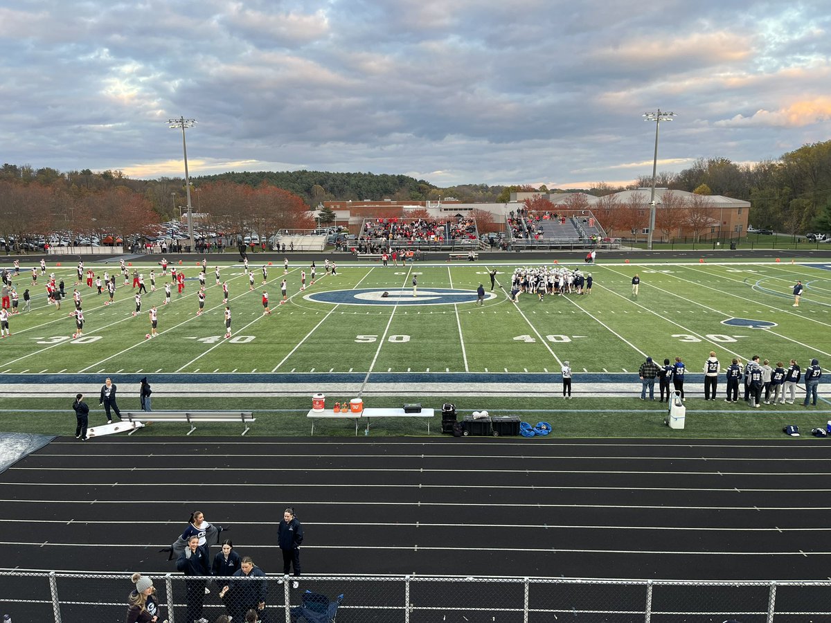 The <a href="/OHSAASports/">OHSAA Sports</a> playoffs are here, and I have traveled to a Division III, Region 11 Round 1 game between (8) <a href="/Granville_FB/">Granville Football</a> (7-3) and (9) <a href="/RMA_RedRageFB/">Sheridan Generals Football</a> (7-3). I will have the call for <a href="/SpecSportsOH/">High School Blitz on Spectrum News 1</a> starting at 6:55. <a href="/GV_Blue_Aces/">Granville Athletics</a> <a href="/LanceDupler/">Lance Dupler</a>

Watch Live: ohsaa.boxcast.com/#/broadcasts/o…