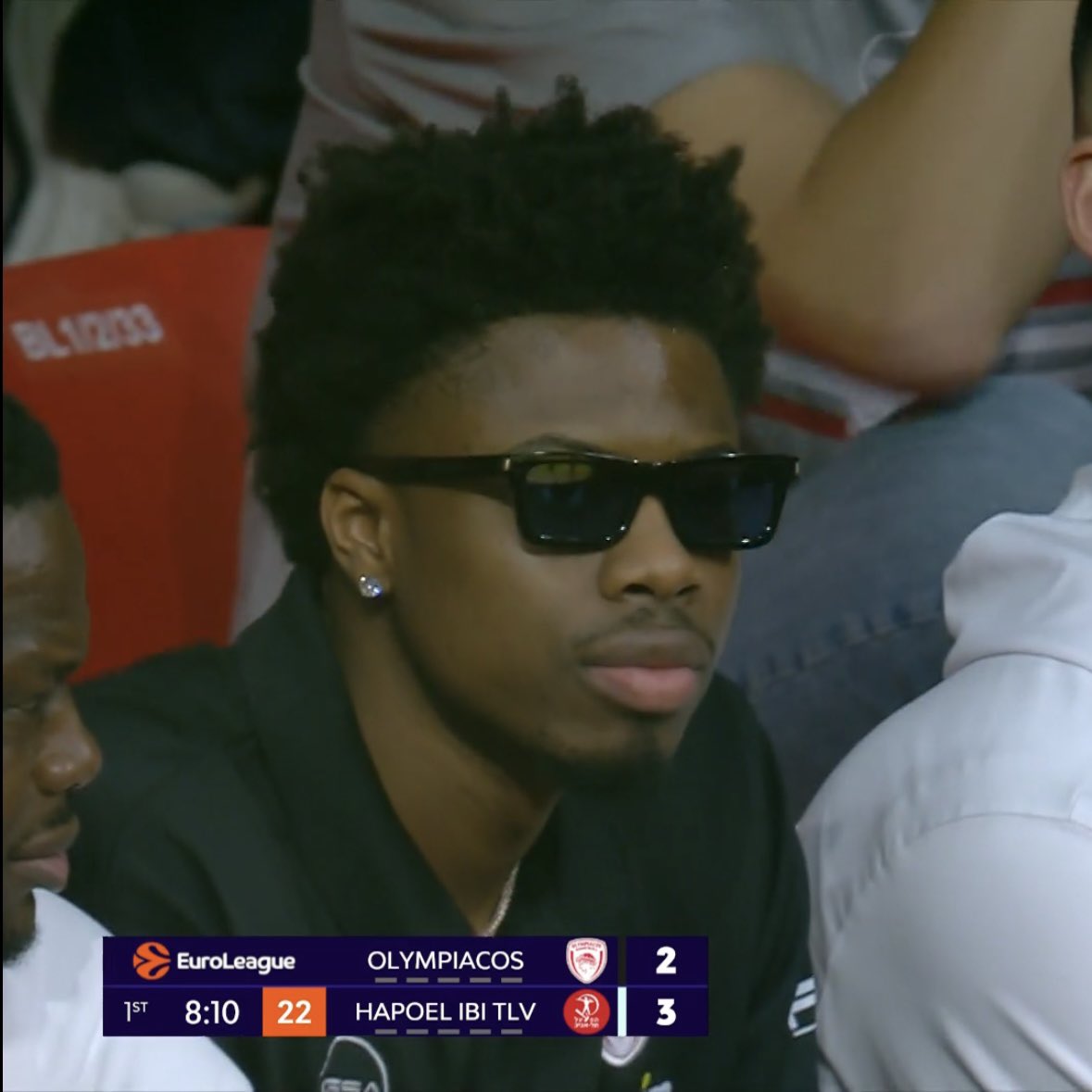 Ο μόνος που ήρθε προετοιμασμένος γι’ αυτό που είδαμε απόψε 😎 #OlympiacosBC