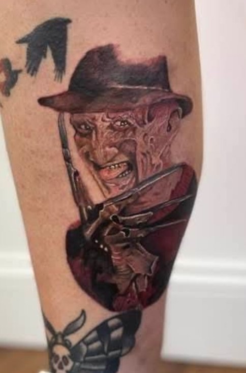 AdamRodgers3022's tweet image. When it's Halloween you have to get a tattoo of your favorite horror movie character!! Congrats on the Hollywood Walk Of Fame star @RobertBEnglund #Halloween #NightmareOnElmStreet #FreddyKrueger #newtattoo #NeverEndingInk