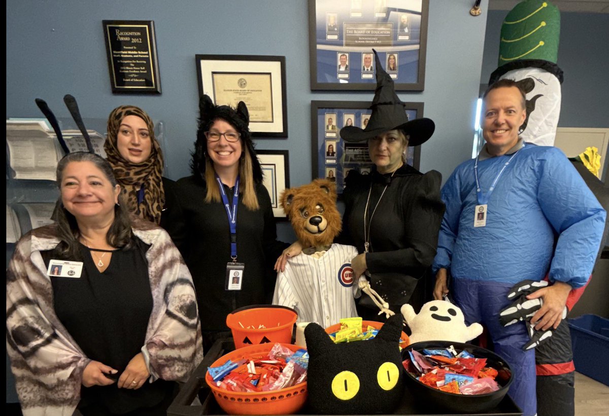 Happy Halloween from the Westfield Staff!!!

#wfwarriors #ilbsd13