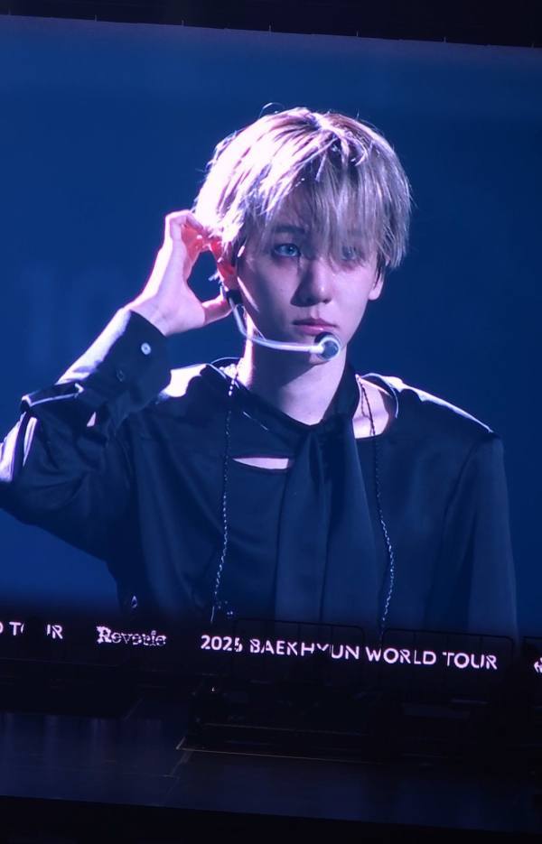 I vote for  #BAEKHYUN #2025MAMAVOTE