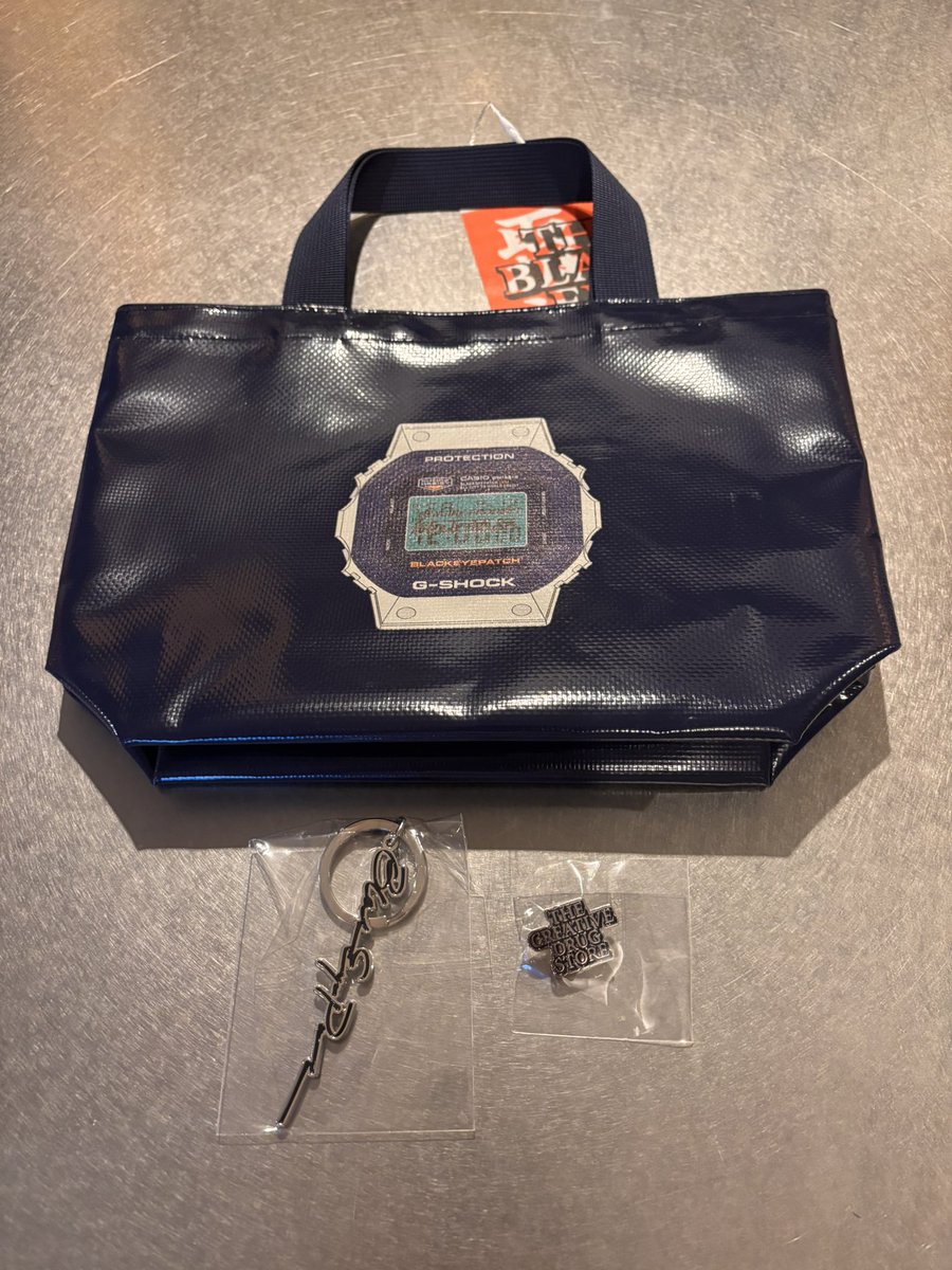 ohmi_jin's tweet photo. G-SHOCKとコラボするブランドは好きになります #gshock #gshock_jp #blackeyepatch https://t.co/zBliK7NbWj