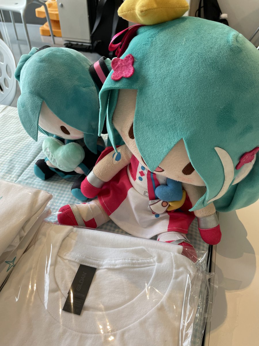 MIC_NUART's tweet image. 🚀2025 日芸祭 企画紹介🚀

『Starlight Miku Live 』

Starlight Miku Liveの物販スペースです！

📍南棟 5階 階段前

ライブは11月2日(日)16:15から大ホールにて開催しますので是非ご来場ください♪

(2日は14時以降大ホール前となります)
11/1,3のみ