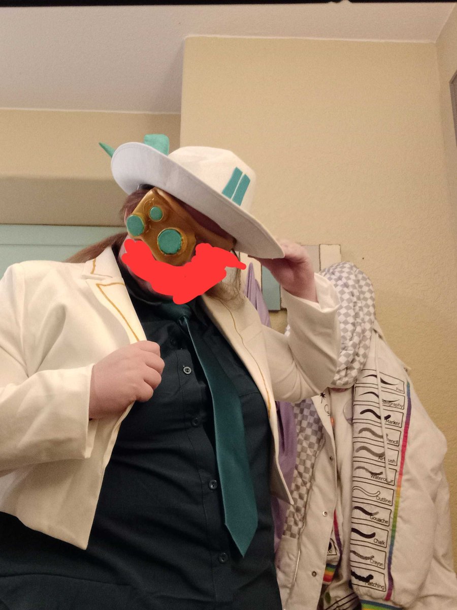 TW for idk a fat bitch but Happy Halloween!! #phighting