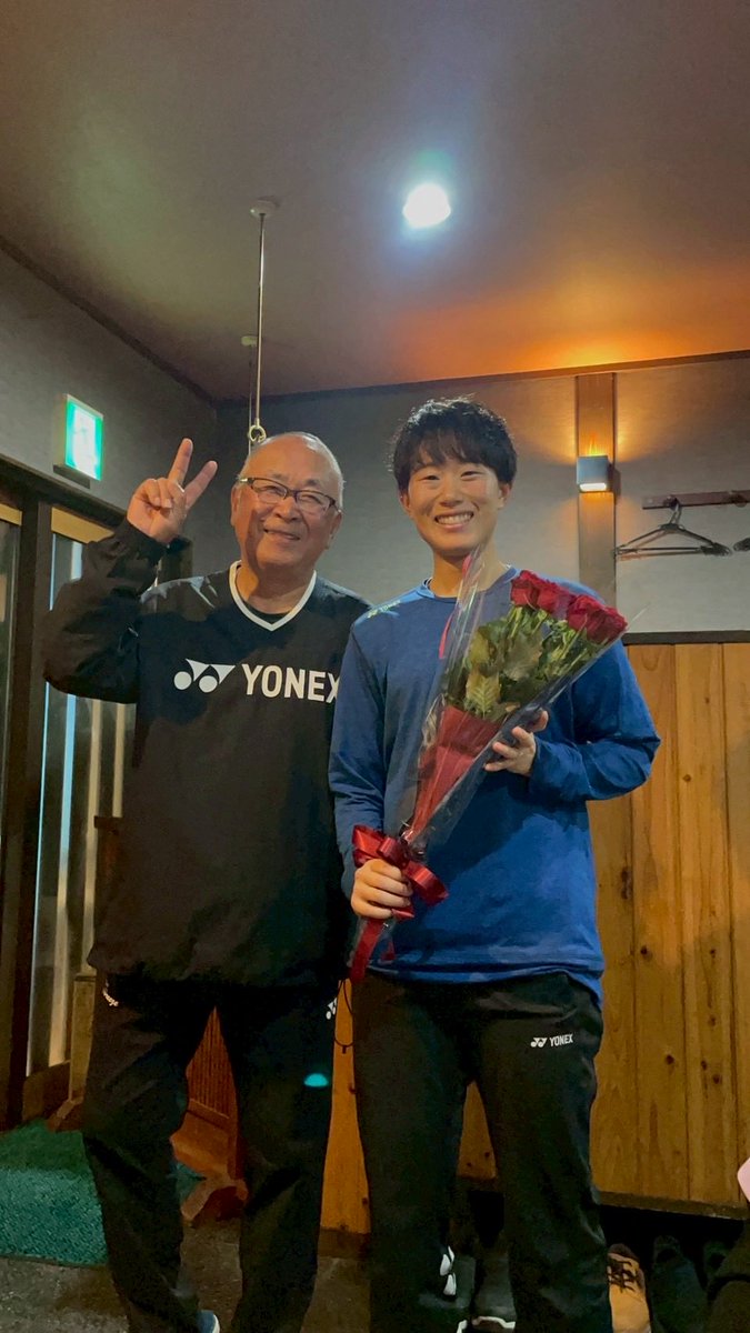 tkhan___017's tweet photo. 引退！
4年間お世話になりました！
東北の後輩に勝てたので満足です😂
サニーﾌｧｲ！！！ https://t.co/MzMuv0MLwE