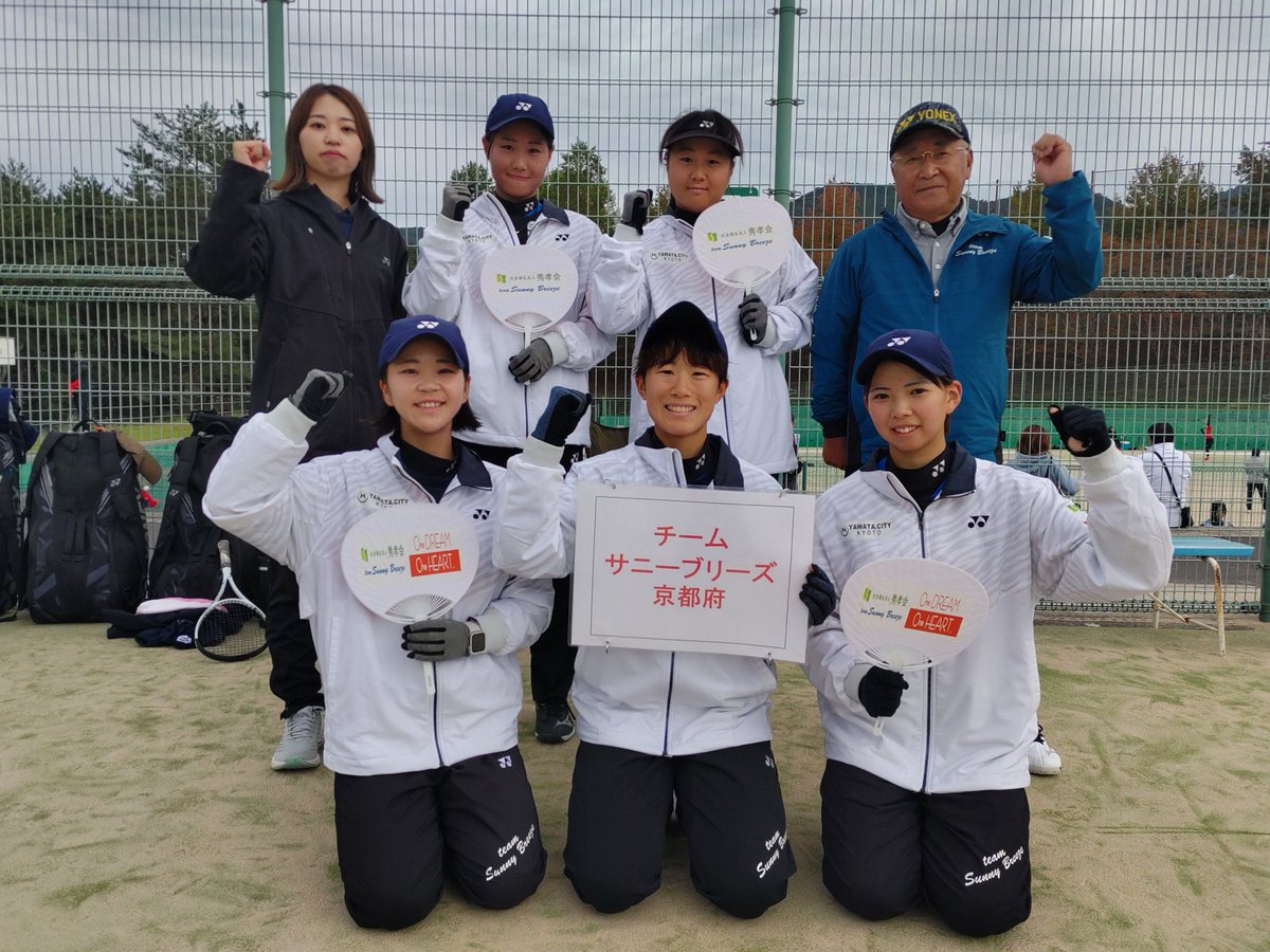 tkhan___017's tweet photo. 引退！
4年間お世話になりました！
東北の後輩に勝てたので満足です😂
サニーﾌｧｲ！！！ https://t.co/MzMuv0MLwE