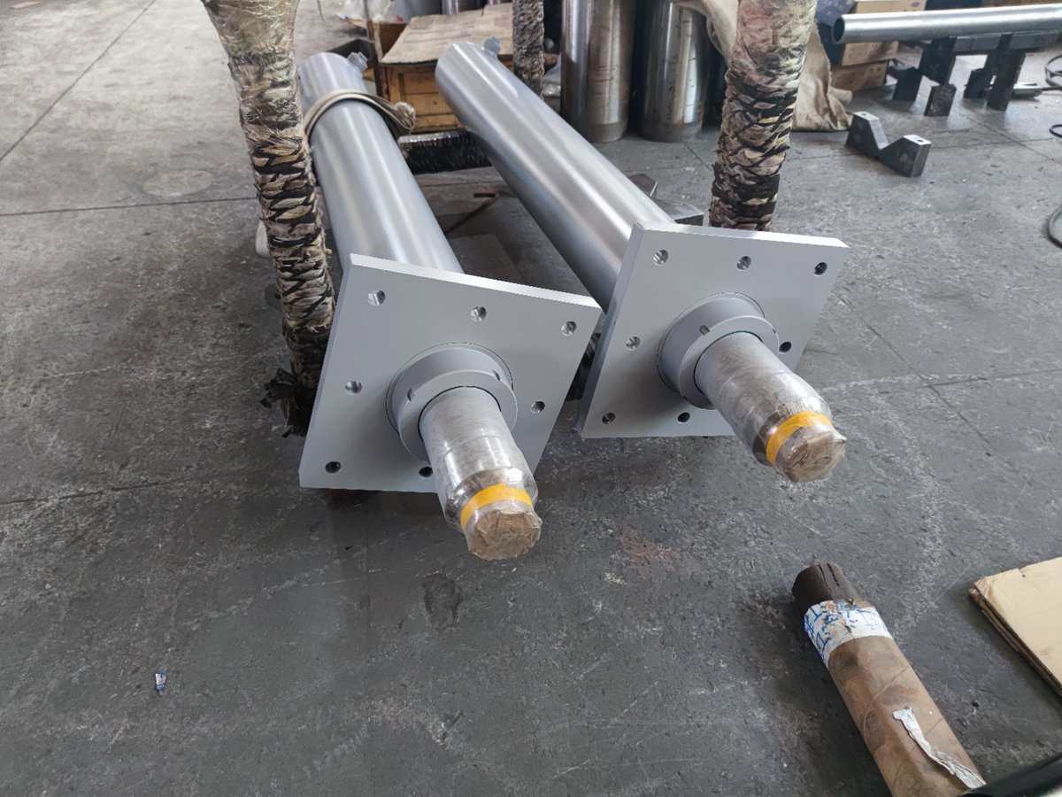 The heart of your machinery deserves the best. 💖 Weihang hydraulic cylinders ensure smooth and efficient operation. whmechtech.com
#HighPerformance
#ElevateYourGame
#HydraulicCylinder
#CylinderFactory
#CylinderManufacturer
#HydraulicCylinderManufacturer