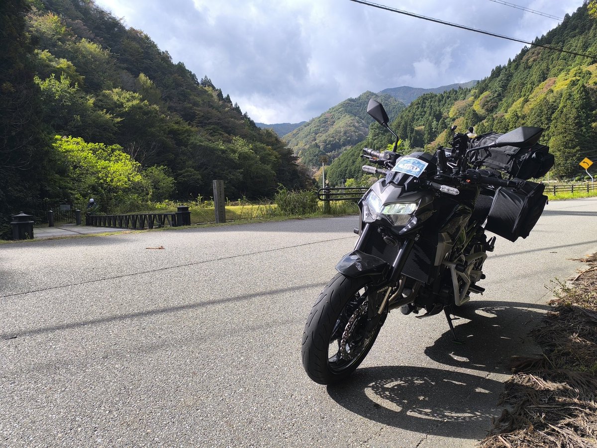 douhan318's tweet photo. 神子畑鋳鉄橋なう
鉱石の道
#銀の馬車道
#最高フォトツーリングラリー
#ゼッケン74 https://t.co/kbtoYSfYEw
