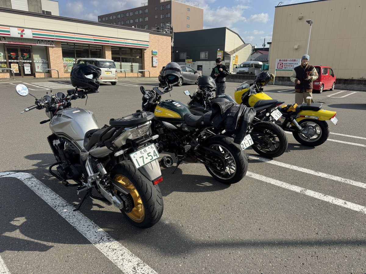 mikamin39's tweet photo. 今シーズンラストツーリング天気良い平日行っておいてよかった！
千歳→室蘭→千歳 https://t.co/8gE0LX4p7h