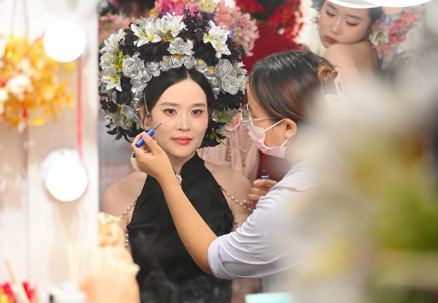 chinaorgcn's tweet image. Chinese cities Quanzhou and Wuxi have been added to the Creative Cities Network of the United Nations Educational, Scientific and Cultural Organization (#UNESCO), the UN agency announced Friday in a press release. #gastronomy china.org.cn/2025-11/01/con…