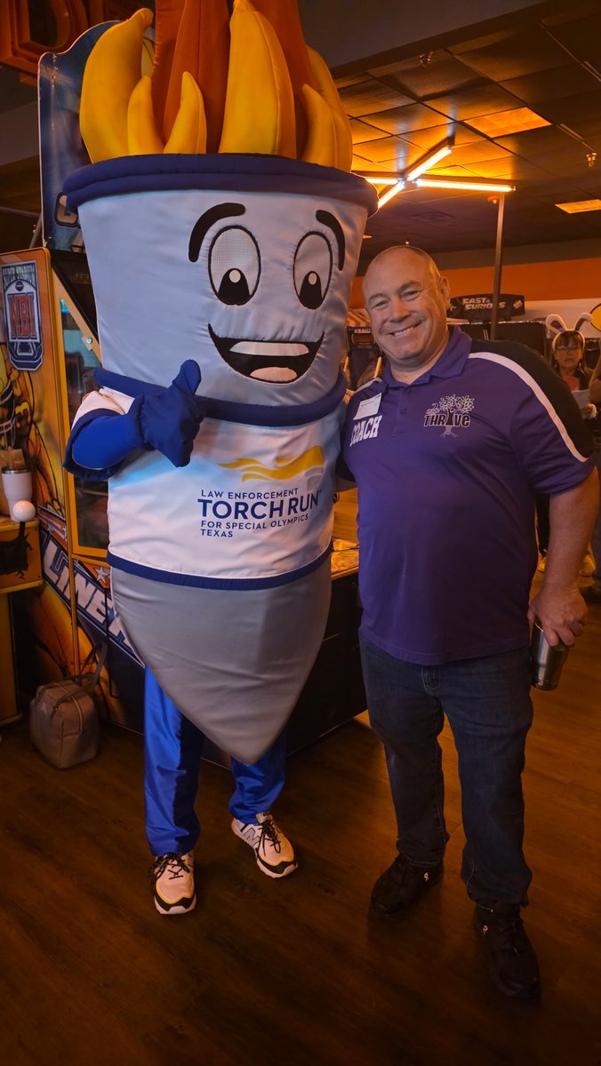 thammond_travis's tweet photo. Emily takes Silver!!!! And thank you to Torchi for hanging out at the games with us! @TMPALegislative https://t.co/y7mUbkxkWQ